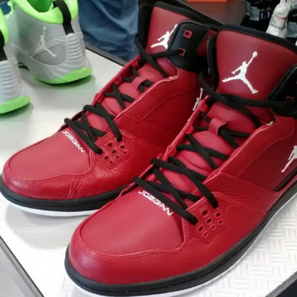 Jordan 1 Flight 1 nike. Size men's 9.5 women's 11